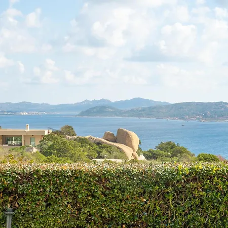Maddalena Villa *